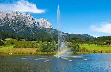 Der Springbrunnen vom Golfplatz in Ellmau